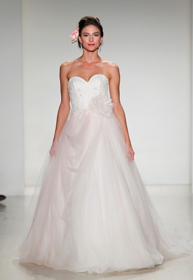 "NEW YORK BRIDAL FASHION WEEK"